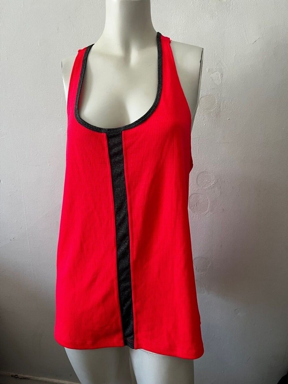 Avia tank top size L hot pink racerback ribbed athleisure fitness running yoga